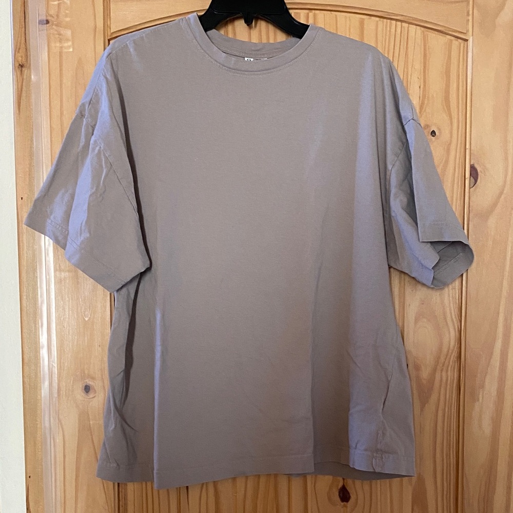 H&M Divided Tan OVERSIZED Tee Women’s Large